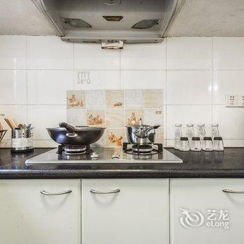 上海MampF HOLE普通公寓(广元路店)酒店提供图片