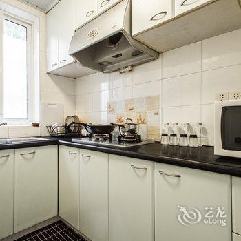 上海MampF HOLE普通公寓(广元路店)酒店提供图片