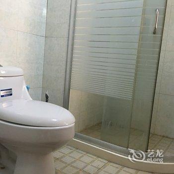 上海潮居社之家普通公寓(迁虹路店)酒店提供图片