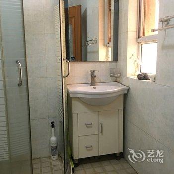 上海潮居社之家普通公寓(迁虹路店)酒店提供图片