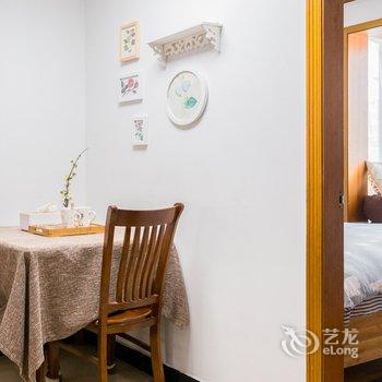 上海潮居社之家普通公寓(迁虹路店)酒店提供图片