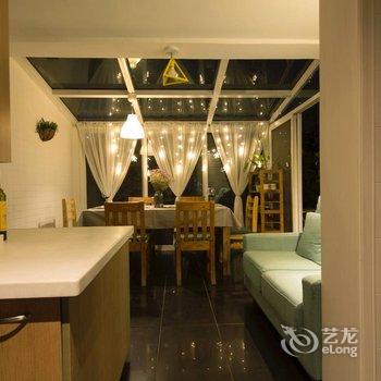 成都近宽窄巷子阳光餐厅独立花园格调顶跃普通公寓酒店提供图片