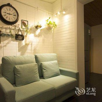 成都近宽窄巷子阳光餐厅独立花园格调顶跃普通公寓酒店提供图片