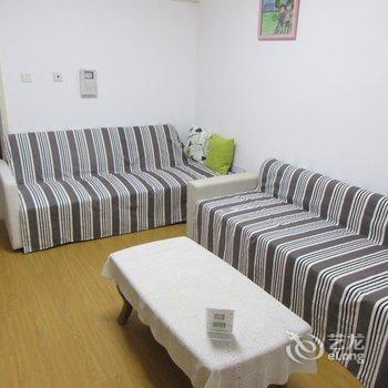 西安回民街钟鼓楼城墙边玉祥门地铁口精装两居普通公寓酒店提供图片