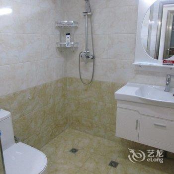 西安回民街钟鼓楼城墙边玉祥门地铁口精装两居普通公寓酒店提供图片