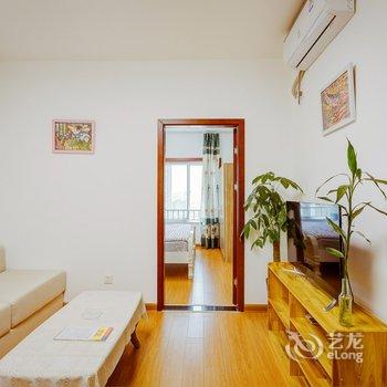 西安回民街钟鼓楼城墙边玉祥门地铁口精装两居普通公寓酒店提供图片