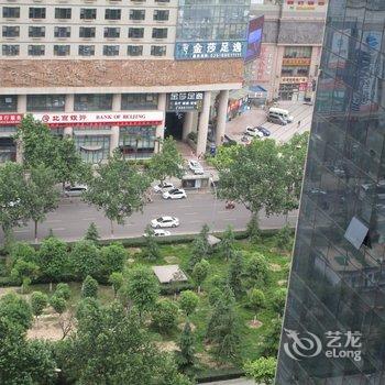 西安回民街钟鼓楼城墙边玉祥门地铁口精装两居普通公寓酒店提供图片