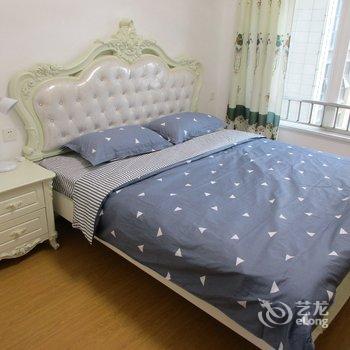 西安回民街钟鼓楼城墙边玉祥门地铁口精装两居普通公寓酒店提供图片