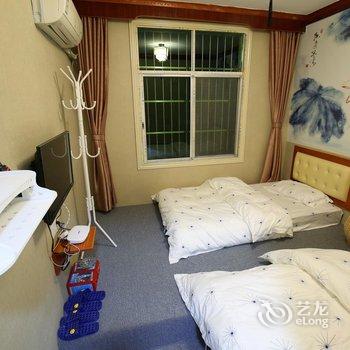 凤凰一家人客栈酒店提供图片