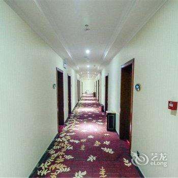 派柏·云酒店(西宁火车站碧水外滩店)酒店提供图片