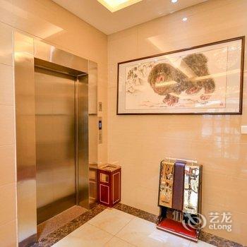 派柏·云酒店(西宁火车站碧水外滩店)酒店提供图片
