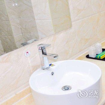 派柏·云酒店(西宁火车站碧水外滩店)酒店提供图片