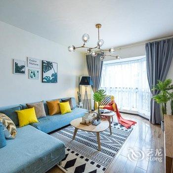 成都东门大桥站临河景两居公寓(香巷子路分店)酒店提供图片