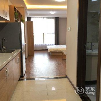 北京华潮白领公寓(南四环东路辅路与牌坊街交叉口分店)酒店提供图片