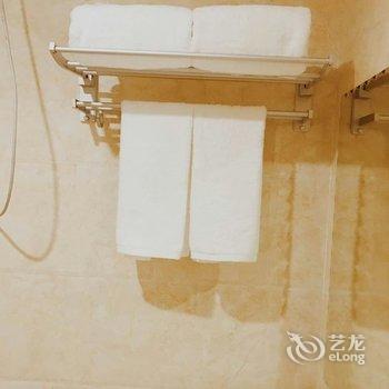 重庆仙女山游客接待中心对面三层复式度假房公寓(银杏大道分店)酒店提供图片