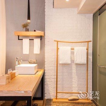 重庆的米空间酒店(观音桥北滨路鎏嘉码头店)酒店提供图片