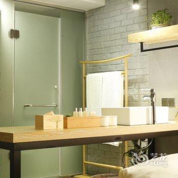 重庆的米空间酒店(观音桥北滨路鎏嘉码头店)酒店提供图片