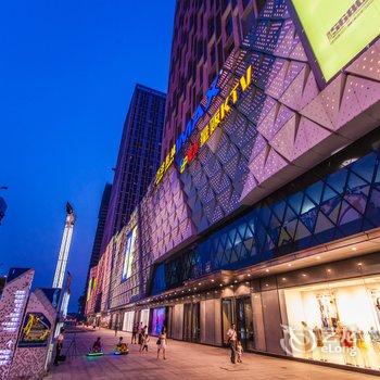 广州长隆星伦国际主题式度假公寓(番禺万达广场店)酒店提供图片