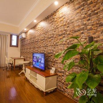 广州长隆星伦国际主题式度假公寓(番禺万达广场店)酒店提供图片