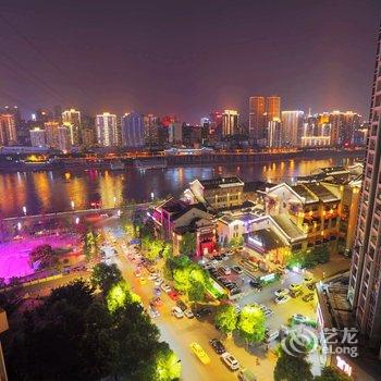 重庆现代简约风普通公寓(北城二路店)酒店提供图片