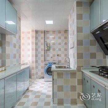 重庆现代简约风普通公寓(北城二路店)酒店提供图片