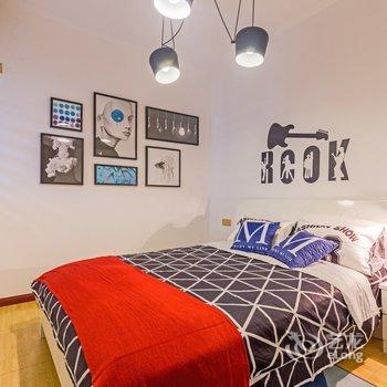 重庆现代简约风普通公寓(北城二路店)酒店提供图片