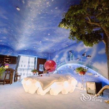 西安钟楼浅时光情侣情趣主题酒店(通化门地铁站店)酒店提供图片