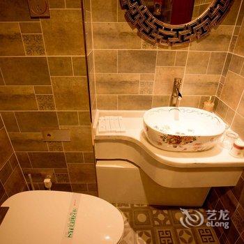 西安钟楼浅时光情侣情趣主题酒店(通化门地铁站店)酒店提供图片