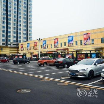 私享家广州萝岗万达广场店酒店提供图片