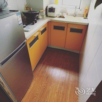 广州珠江新城地铁上盖美领馆广交会高景观日式普通公寓酒店提供图片