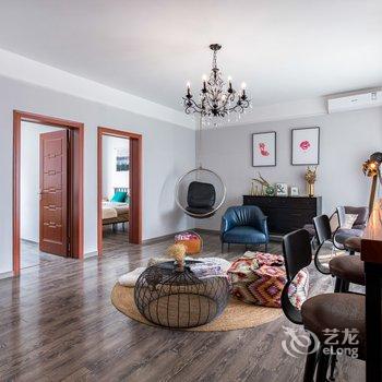 重庆感遇·乐章普通公寓(朝千路店)酒店提供图片