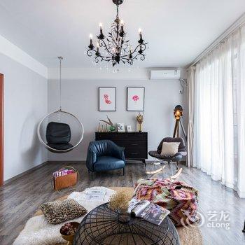 重庆感遇·乐章普通公寓(朝千路店)酒店提供图片