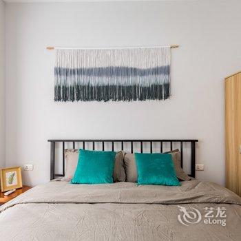 重庆感遇·乐章普通公寓(朝千路店)酒店提供图片