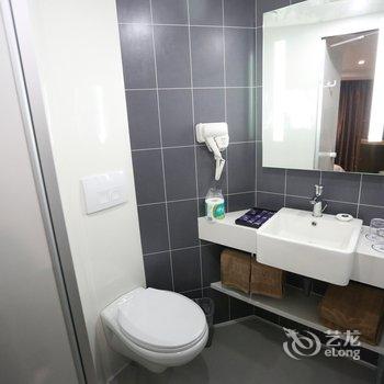 �ϲ�������ݾƵ��ṩͼƬ