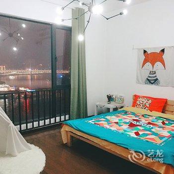 重庆MY HOME 南滨路上的奢华公寓酒店提供图片