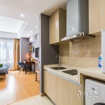 重庆约见love轻奢民宿黄泥磅店(黄龙路分店)酒店提供图片