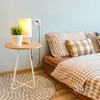 成都柒月成都公寓(文武路东分店)酒店提供图片