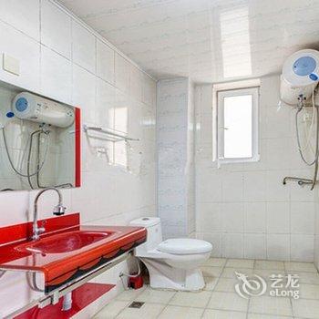 威海国际海水浴场三居室复式(沈阳路店)酒店提供图片