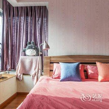 �ɶ�Ks House ̫�����ԵĶ���С����ͨ��Ԣ�Ƶ��ṩͼƬ