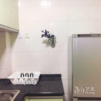 �ɶ�Ks House ̫�����ԵĶ���С����ͨ��Ԣ�Ƶ��ṩͼƬ