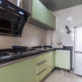 �ɶ�Ks House ̫�����ԵĶ���С����ͨ��Ԣ�Ƶ��ṩͼƬ