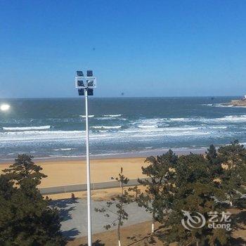 威海国际海水浴场君威海景公寓酒店提供图片