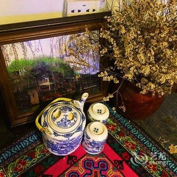 凤凰幸福花园景区连锁客栈(凤凰店)酒店提供图片