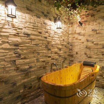 凤凰幸福花园景区连锁客栈(凤凰店)酒店提供图片