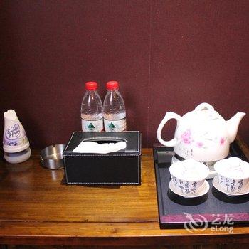 凤凰幸福花园景区连锁客栈(凤凰店)酒店提供图片