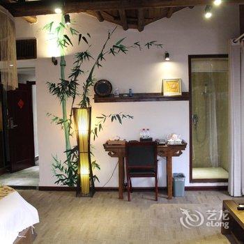 凤凰幸福花园景区连锁客栈(凤凰店)酒店提供图片