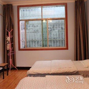 凤凰金三角客栈酒店提供图片