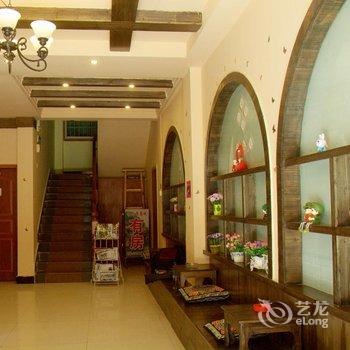 凤凰金三角客栈酒店提供图片