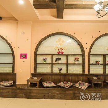 凤凰金三角客栈酒店提供图片