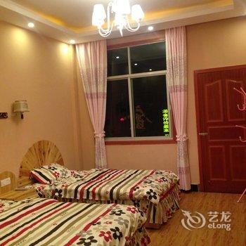 凤凰金三角客栈酒店提供图片